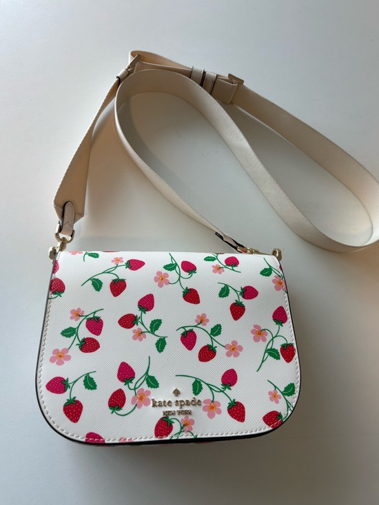 kate spade Handbags - Kate Spade Strawberry Vine Crossbody Saddle Bag